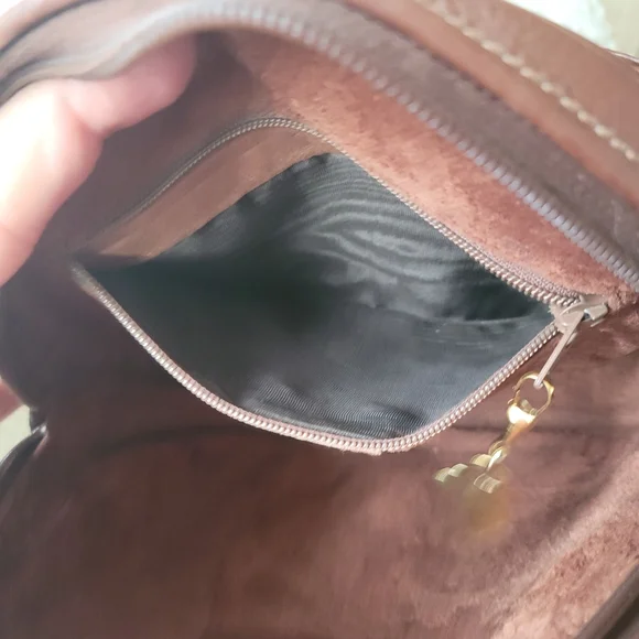 Gucci Round Brown Leather Crossbody Bag - Picture 13 of 16